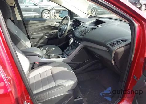 2015 Ford Escape Se z USA, uszkodzony, nr VIN 1FMCU9GX7FUB87596